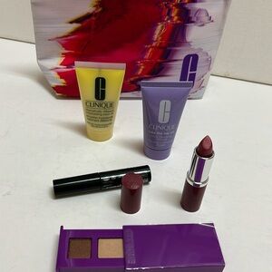 NWOT Clinique Variety bag